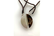 Neckpiece with Brazilian agate